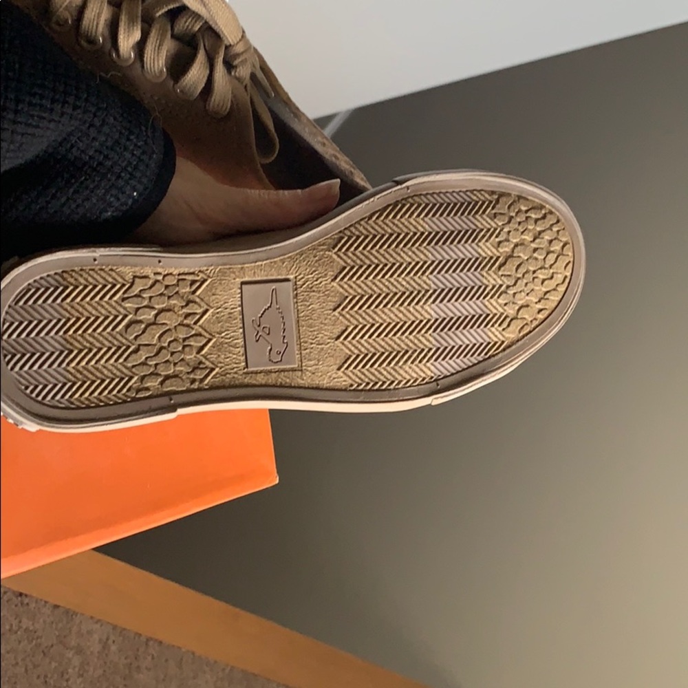 Fall sneaker! - Picture 3 of 5